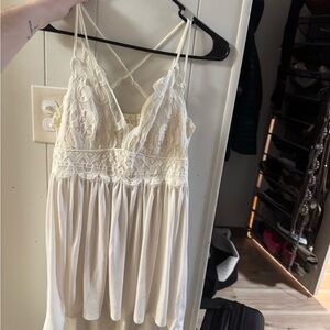 Elegant Cream Lace Tank